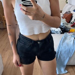VINTAGE HIGH WAIST LEVIS SHORTS SIZE 27